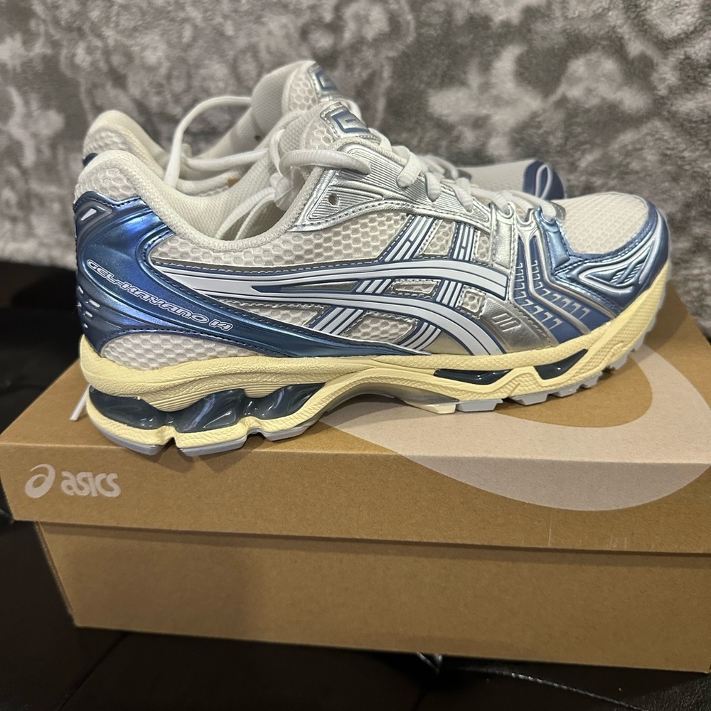 ASICS Gel Kayano 14